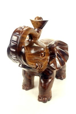 批發(fā)采購(gòu)木質(zhì)工藝品-廠家直銷混批木制工藝品吸財(cái)大象風(fēng)水?dāng)[件木雕大象新款本色PJ批.